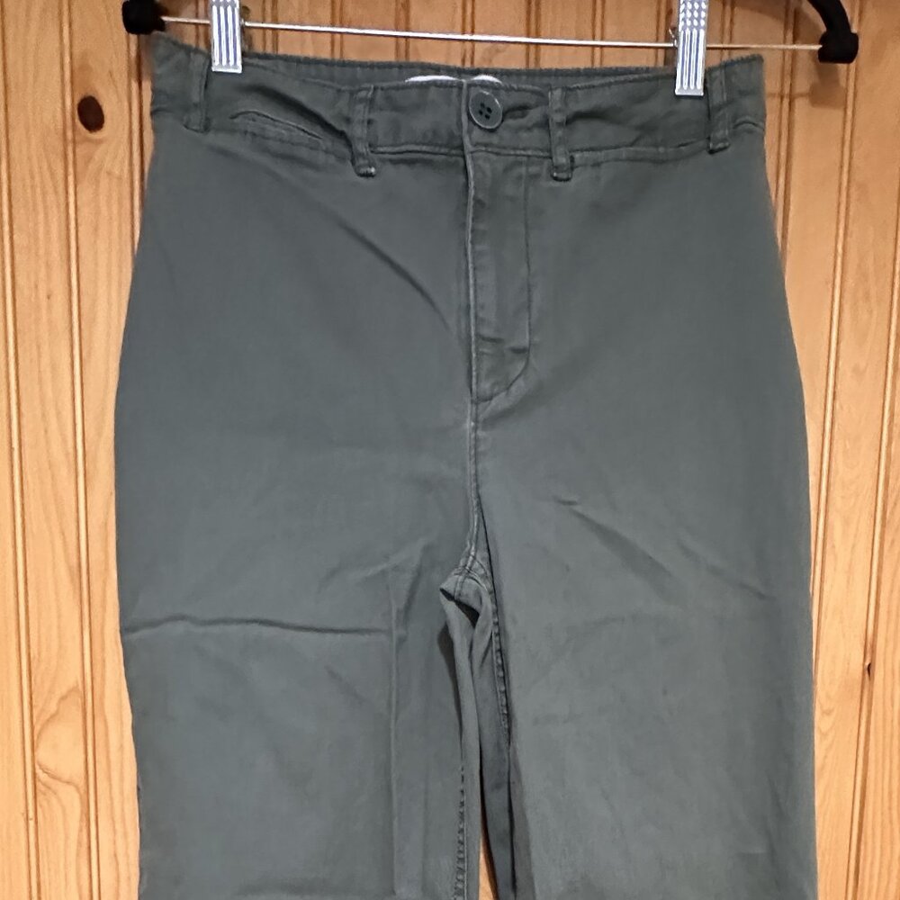 Old Navy Wide Leg Extra High Waisted olive green pants